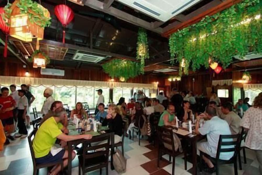 sepilok jungle resort