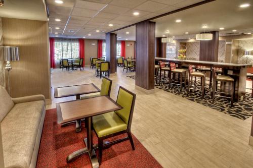 hampton inn cookeville