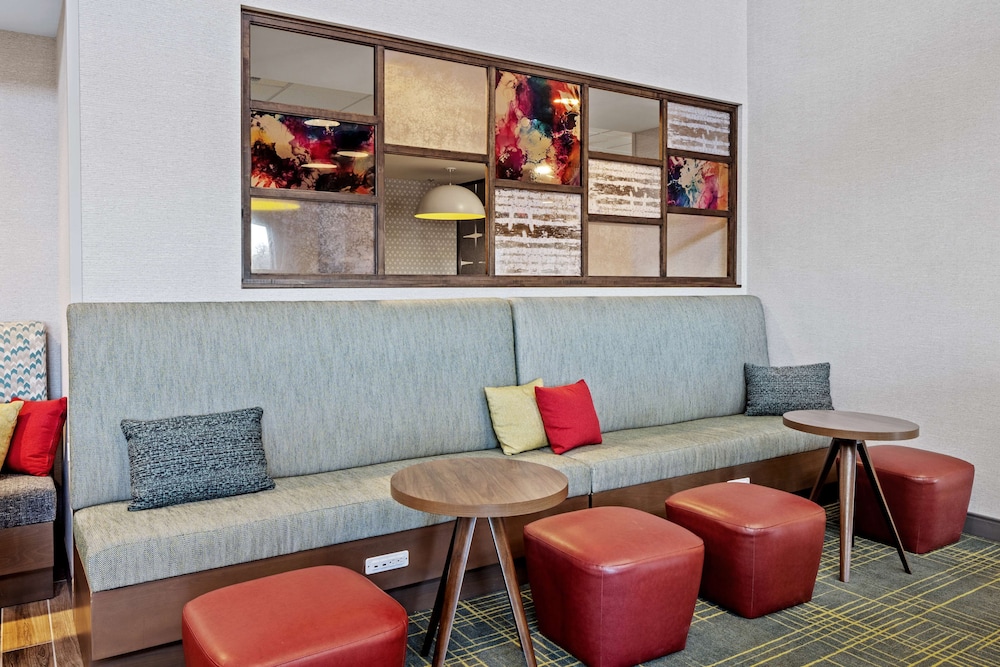 hampton inn suites cincinnati west