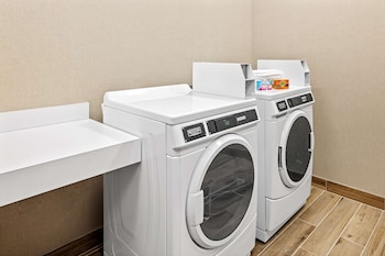 hampton inn suites cincinnati west