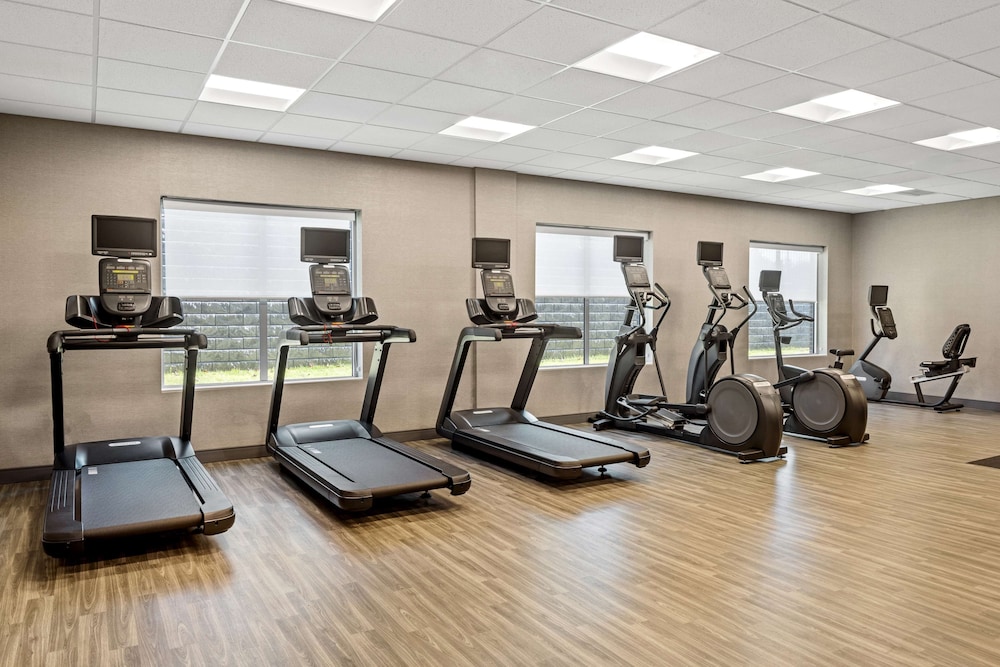 hampton inn suites cincinnati west