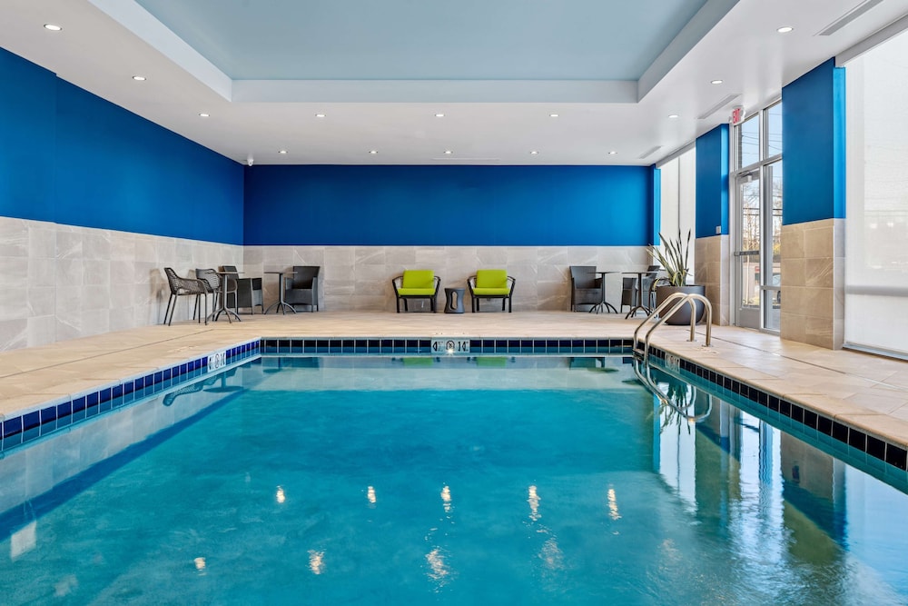 hampton inn suites cincinnati west
