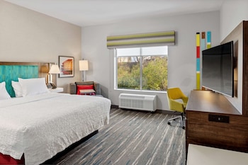 hampton inn suites cincinnati west