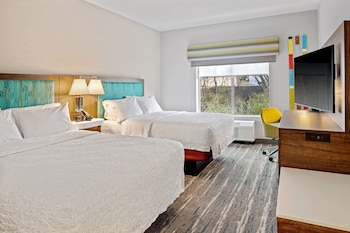 hampton inn suites cincinnati west