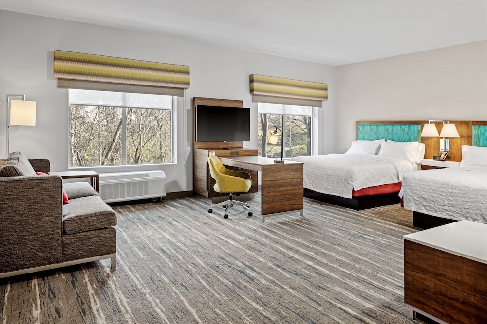 hampton inn suites cincinnati west