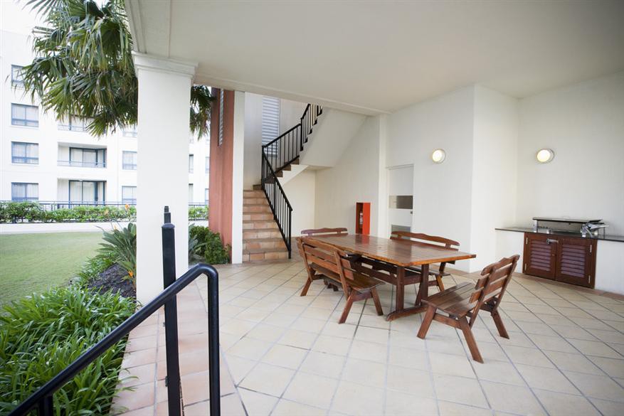 mantra coolangatta beach