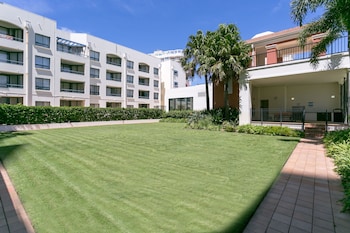 mantra coolangatta beach