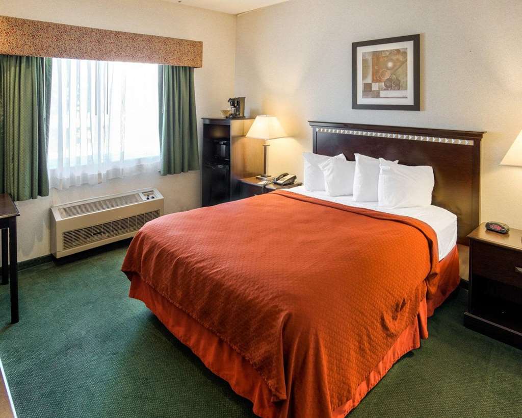 quality inn near northtown mall and national sports center
