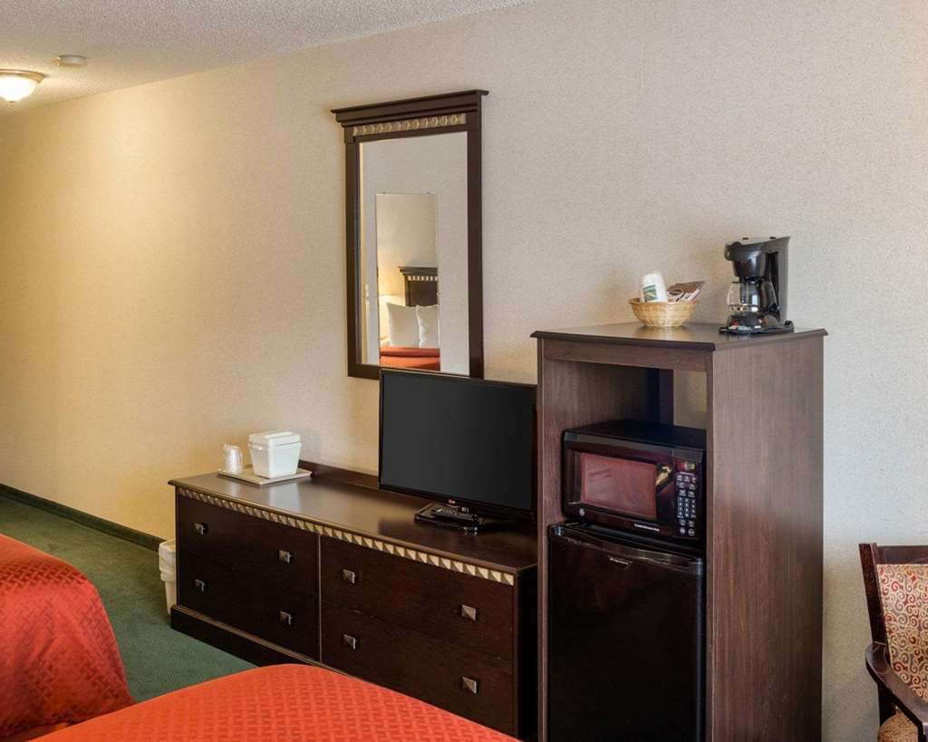 quality inn near northtown mall and national sports center