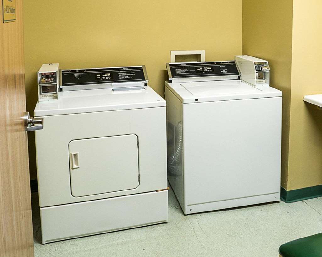 quality inn near northtown mall and national sports center