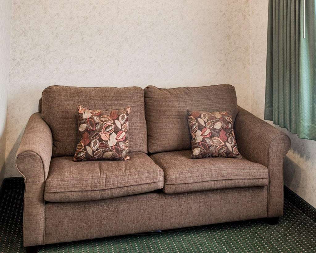 quality inn near northtown mall and national sports center