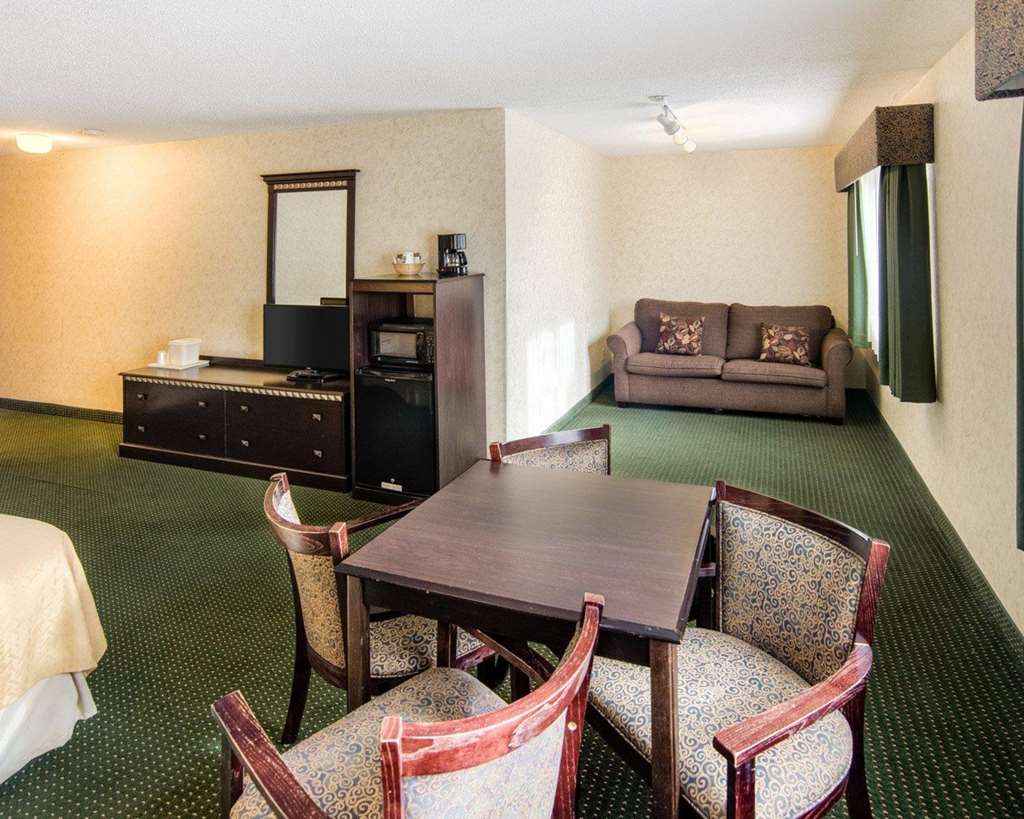 quality inn near northtown mall and national sports center