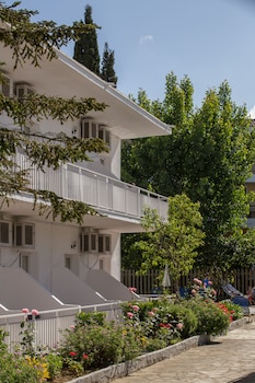 Popi Star Hotel,Corfu Town>>Corfu,2 star