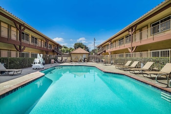 best western corona hotel and suites