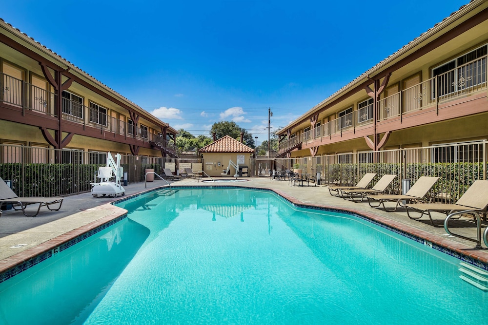 best western corona hotel and suites