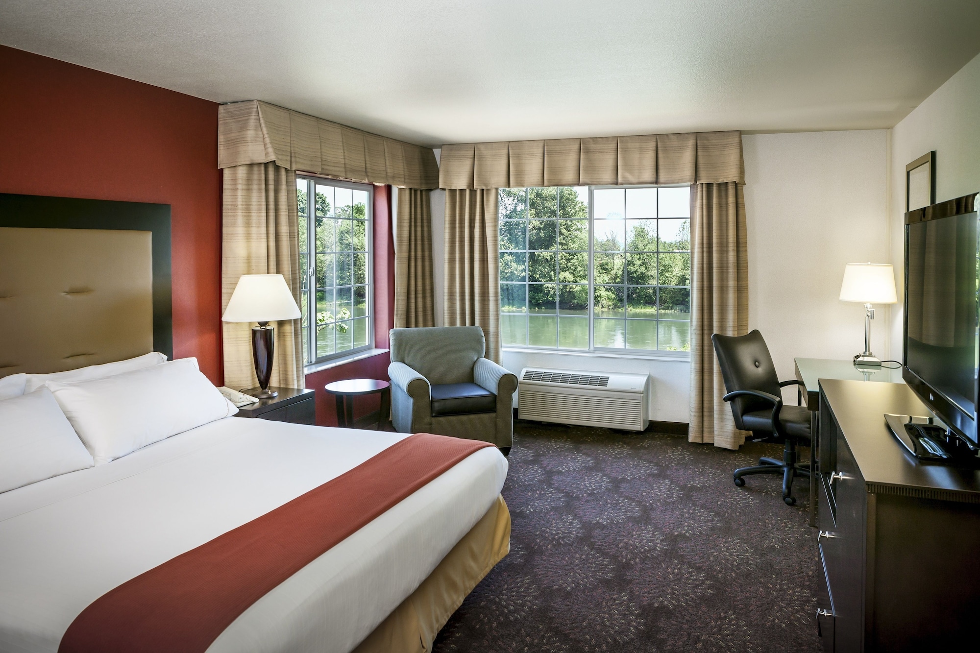 holiday inn express corvallis on the river by ihg