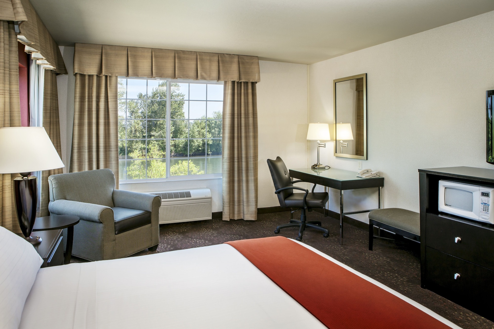 holiday inn express corvallis on the river by ihg