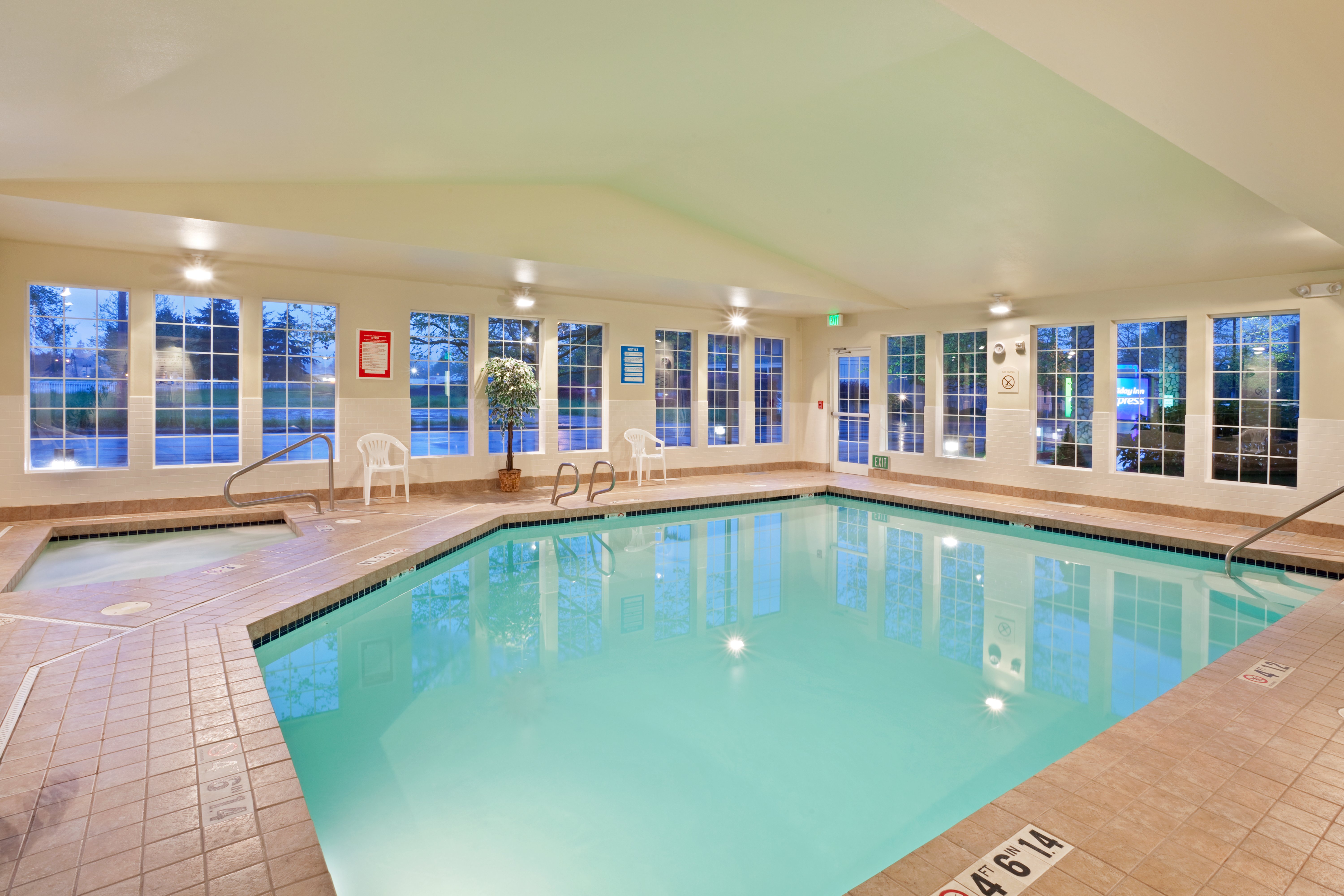 holiday inn express corvallis on the river by ihg