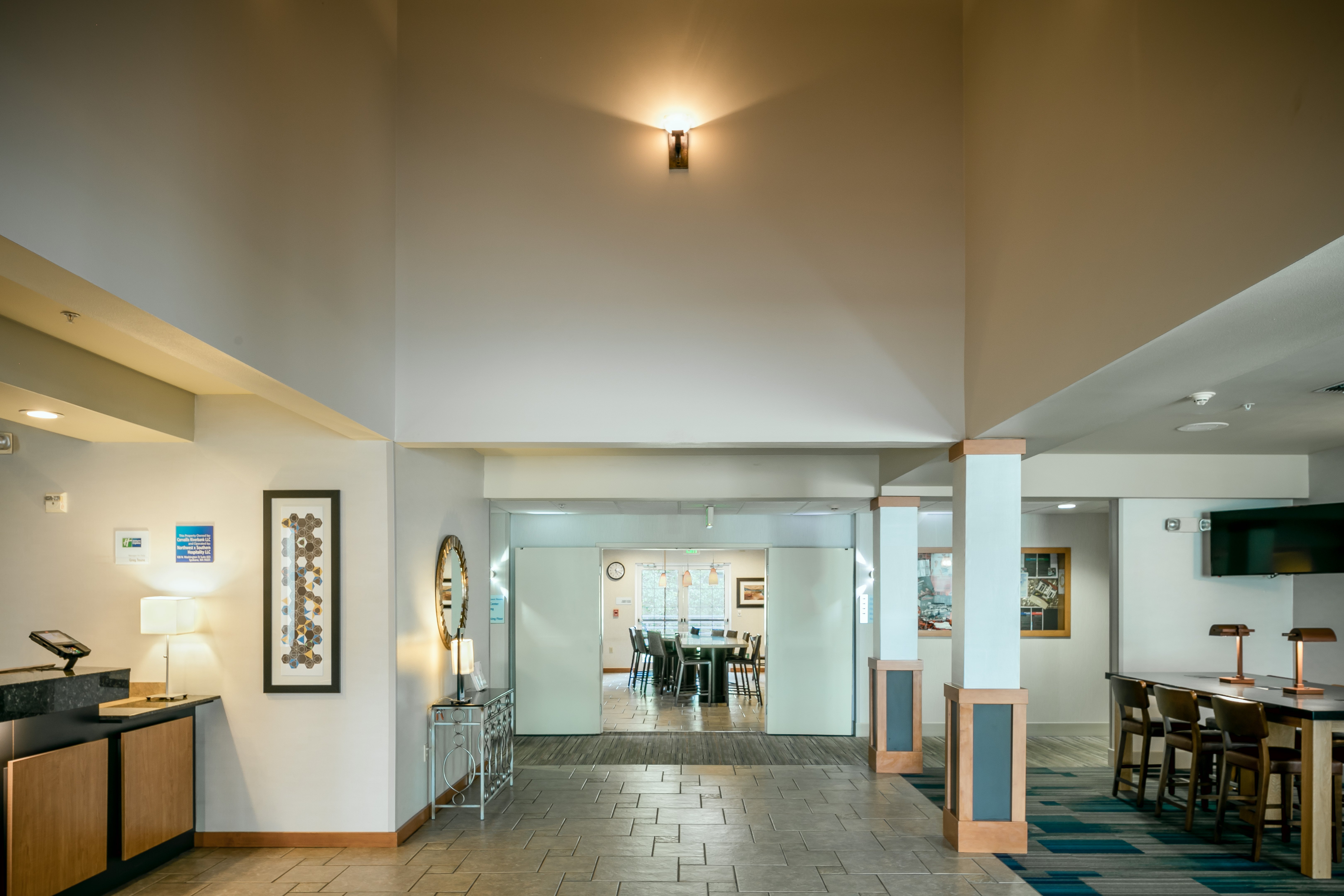 holiday inn express corvallis on the river by ihg