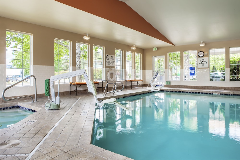 holiday inn express corvallis on the river by ihg