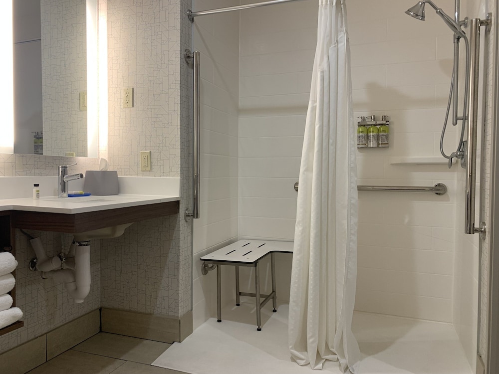 holiday inn express hotel and suites franklin oil city by ihg