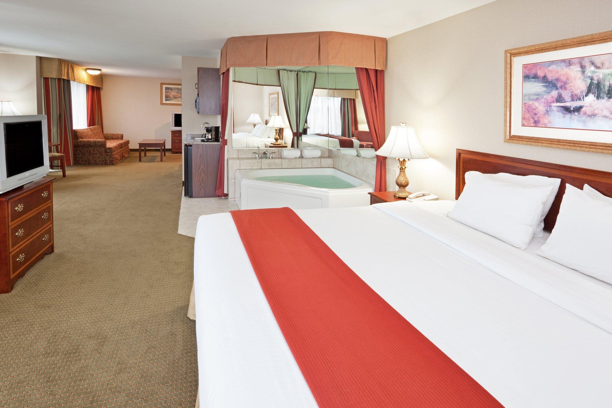 holiday inn express hotel and suites franklin oil city by ihg