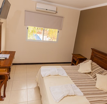 hotel cuesta de miranda