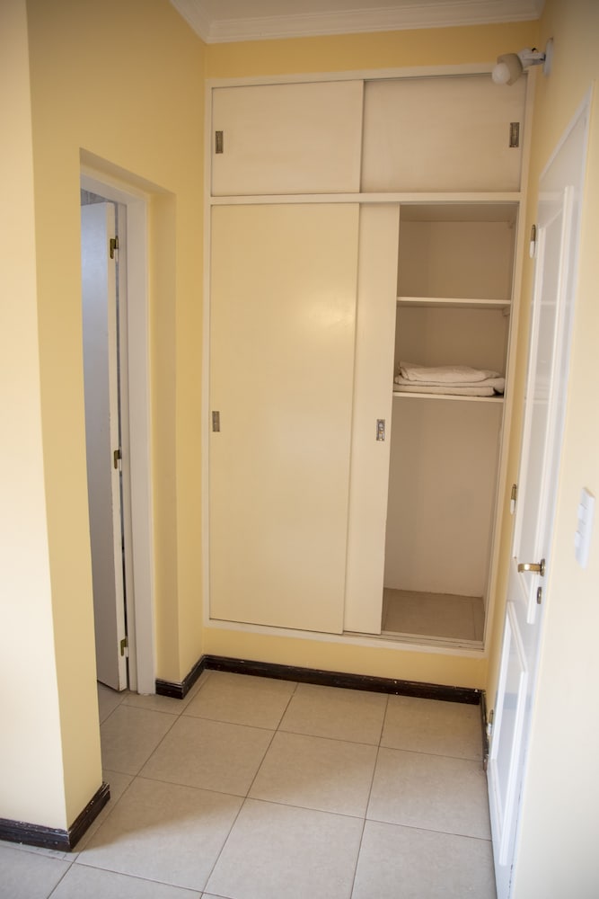 hotel cuesta de miranda