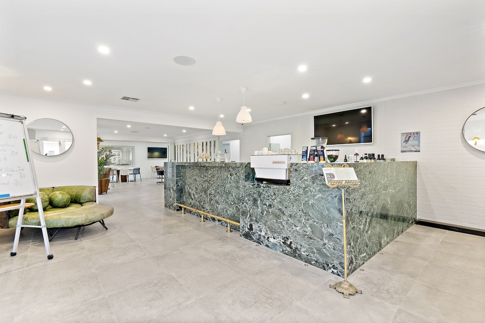 best western adelaide airport