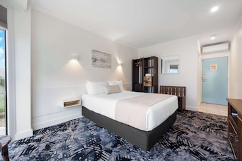 best western adelaide airport