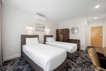 best western adelaide airport