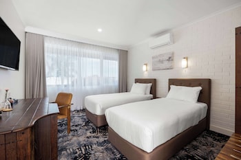 best western adelaide airport