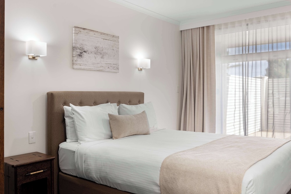 best western adelaide airport