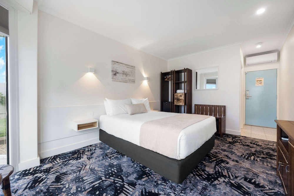 best western adelaide airport