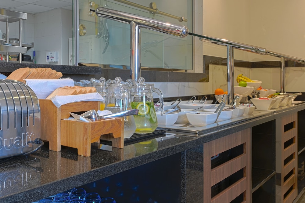 time moonstone hotel apartments