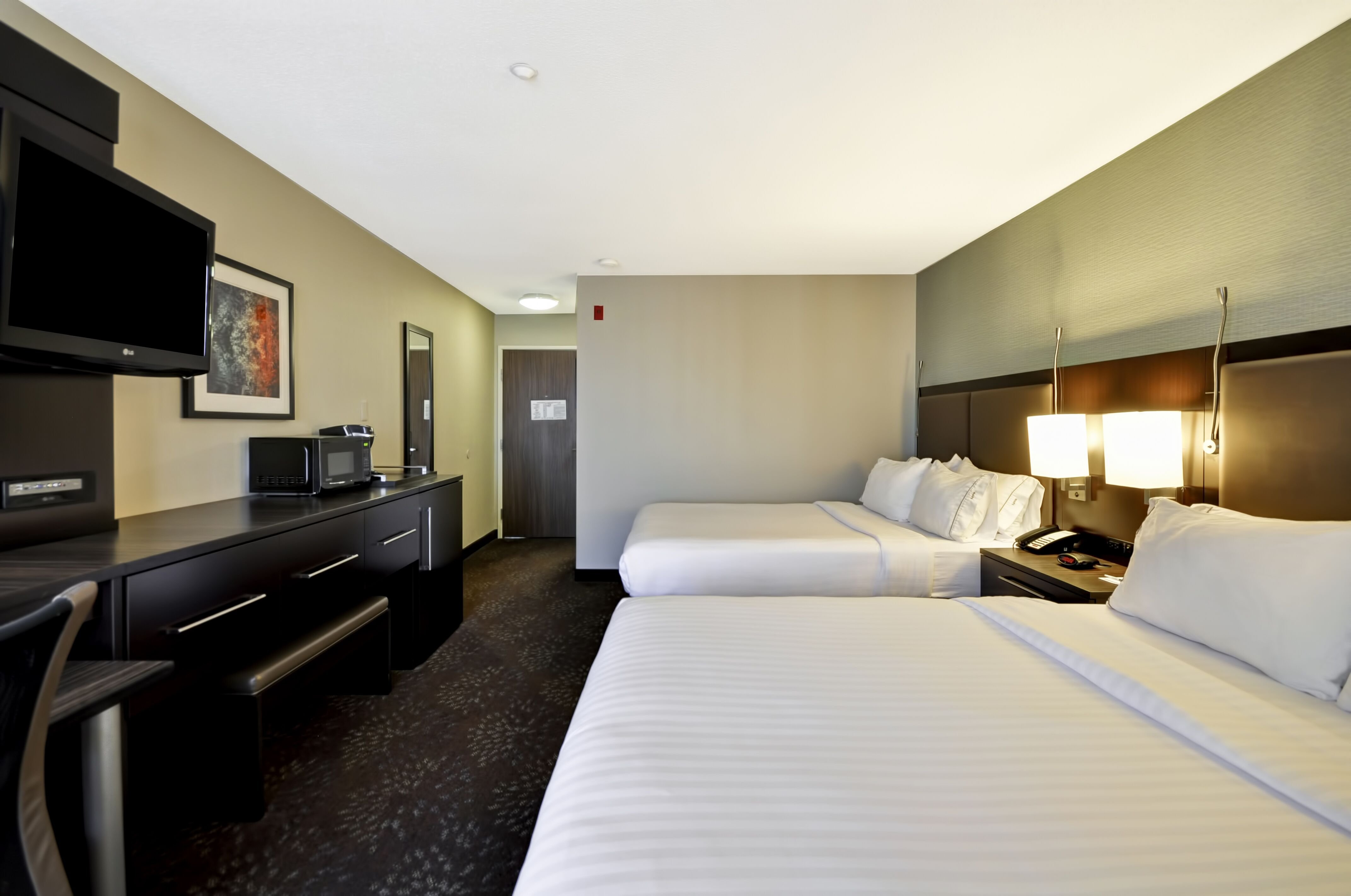holiday inn express romulus detroit airport by ihg