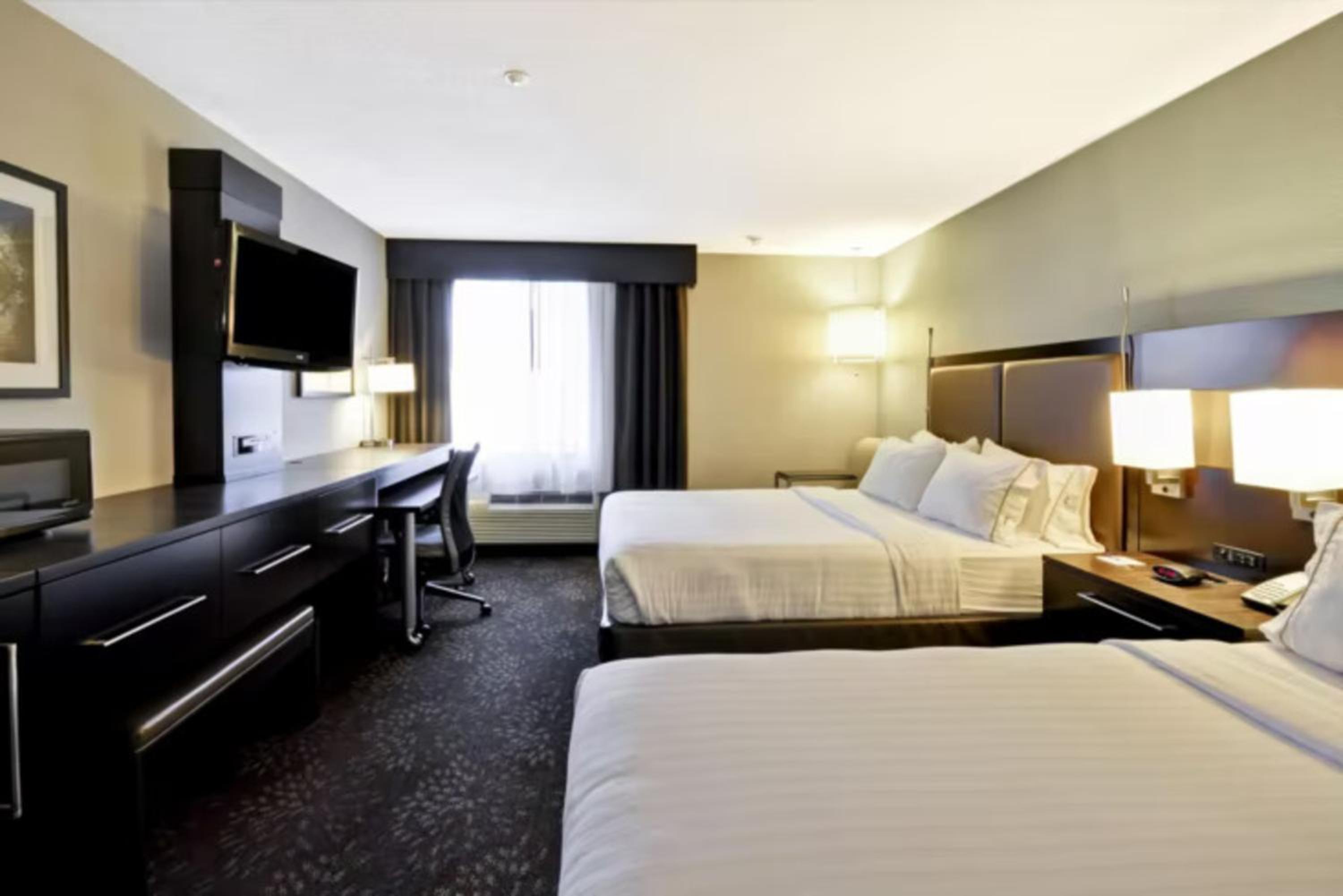 holiday inn express romulus detroit airport by ihg