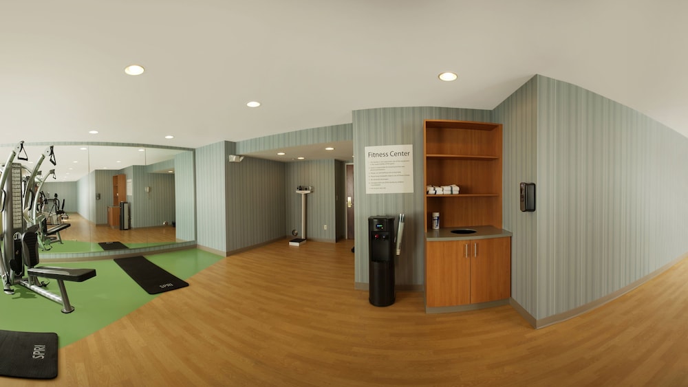 holiday inn express romulus detroit airport by ihg