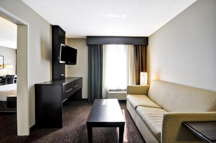 holiday inn express romulus detroit airport by ihg