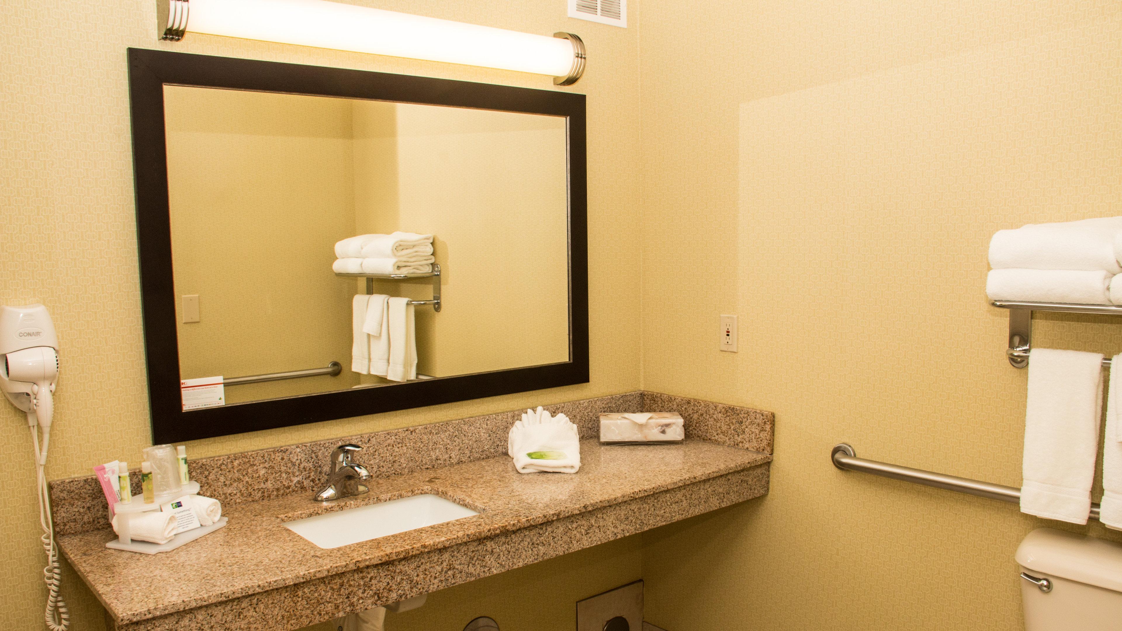holiday inn express hotel and suites saginaw by ihg