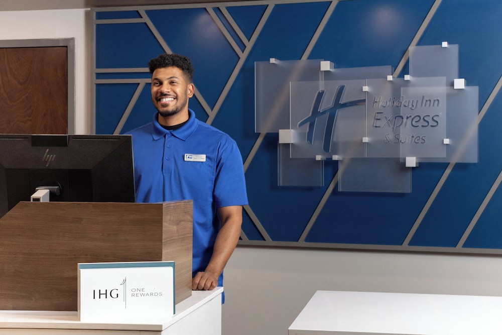 holiday inn express hotel and suites saginaw by ihg