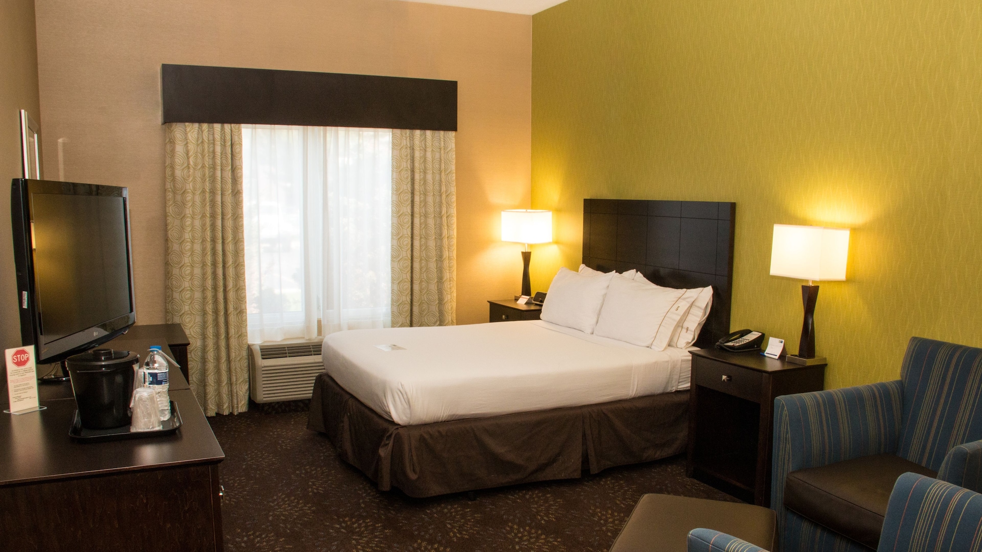 holiday inn express hotel and suites saginaw by ihg