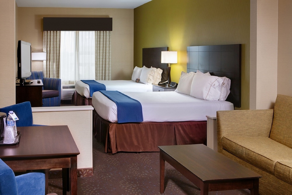holiday inn express hotel and suites saginaw by ihg