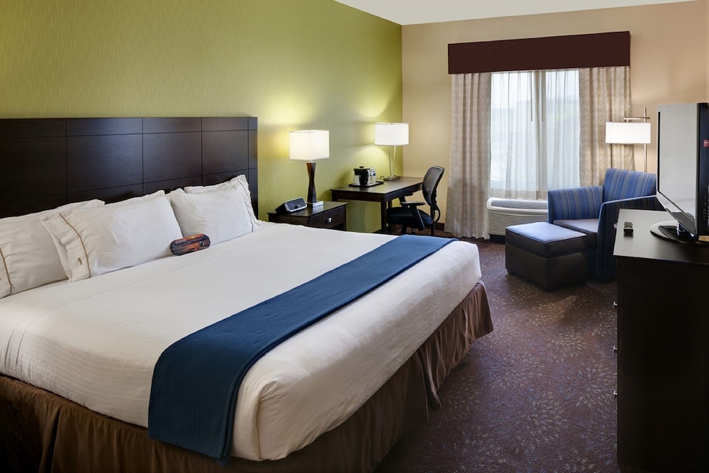 holiday inn express hotel and suites saginaw by ihg