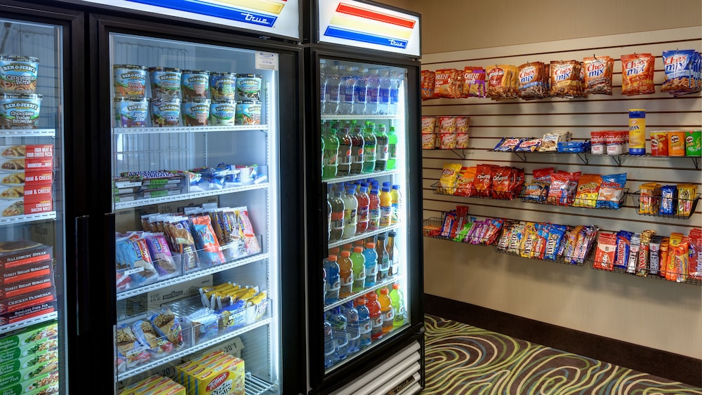 holiday inn express hotel and suites saginaw by ihg