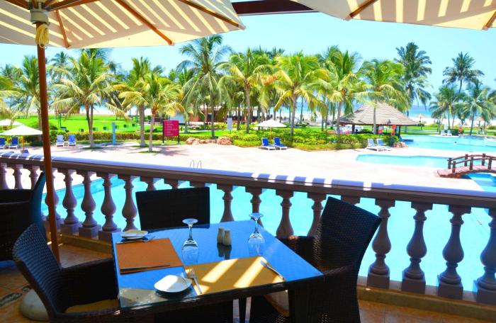 crowne plaza resort salalah by ihg