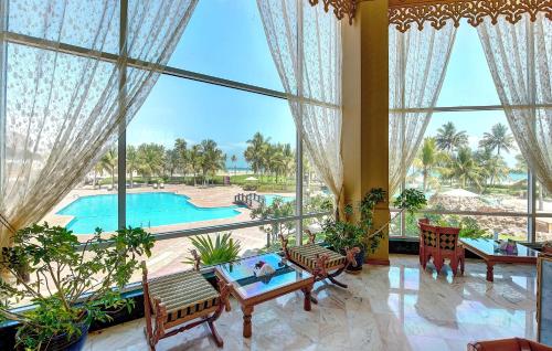 crowne plaza resort salalah by ihg
