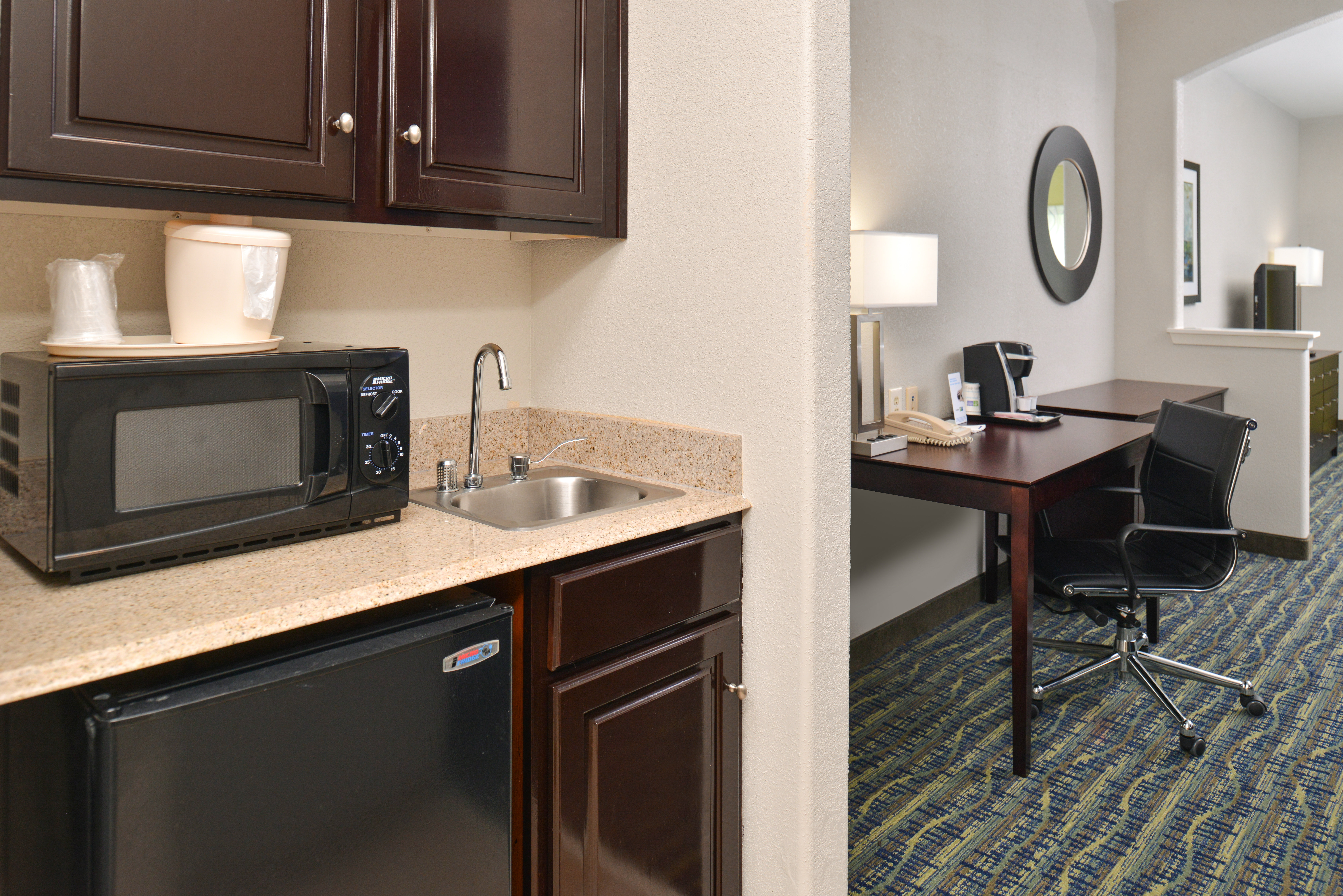 holiday inn express hotel and suites san antonio by ihg