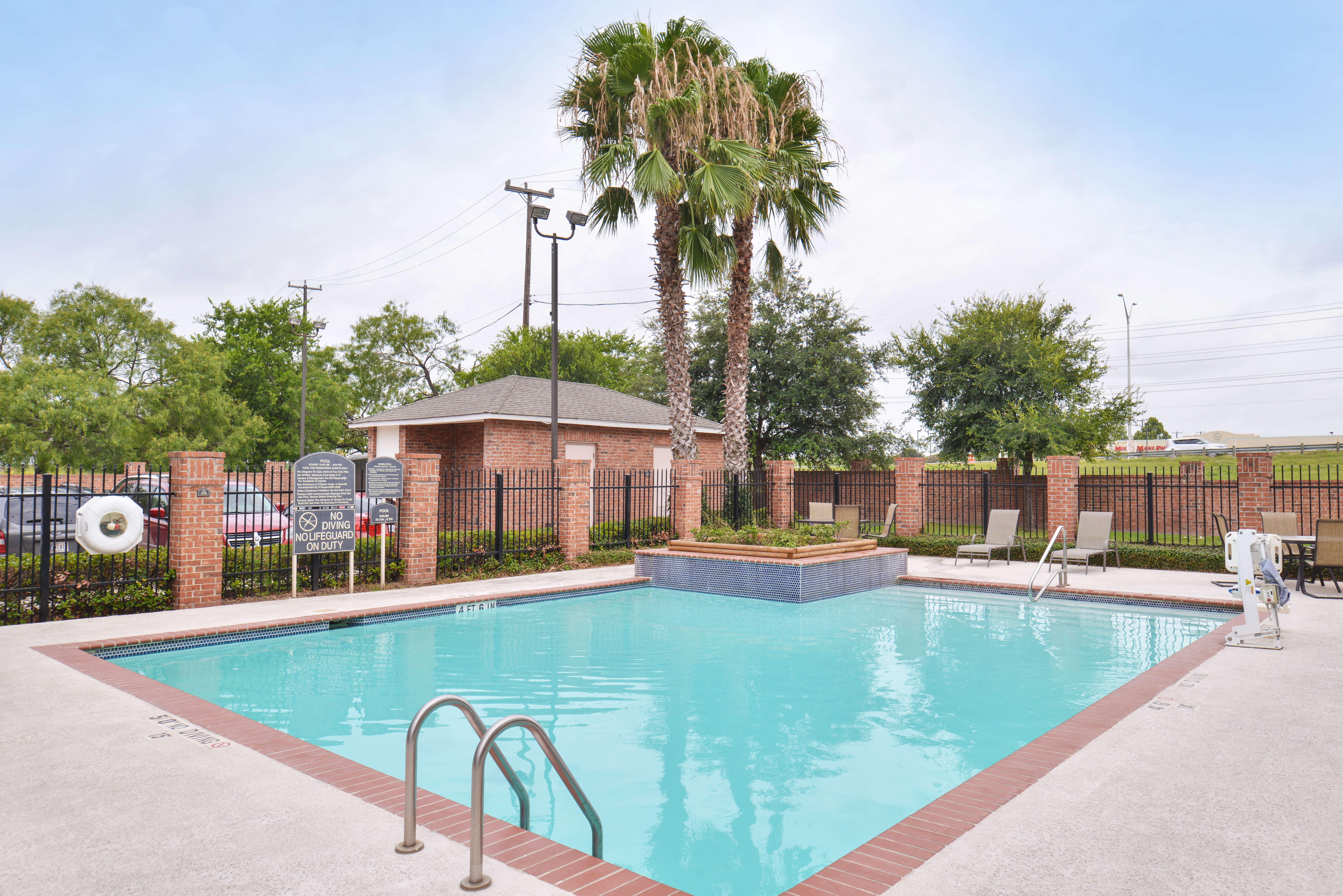 holiday inn express hotel and suites san antonio by ihg