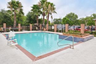 holiday inn express hotel and suites san antonio by ihg